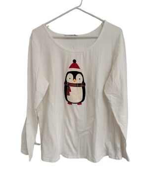 Women's White Penguin Applique Long Sleeve Pajama Top